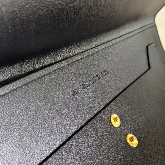 New Vegan Leather Portfolio Clutch - Picture 5 of 9